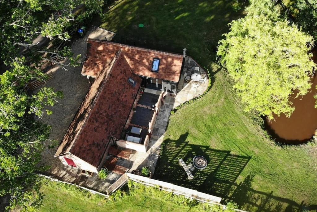 The Piggery Villa Cowfold Kültér fotó